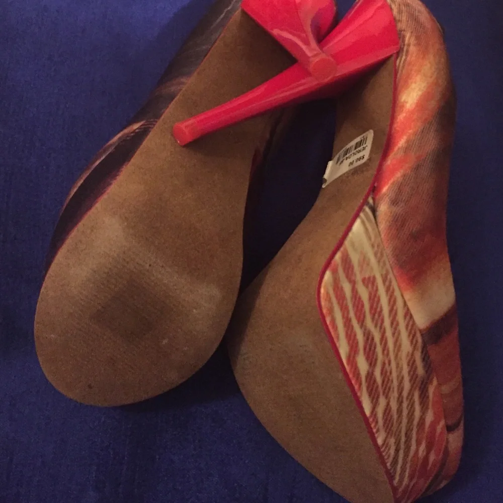 Aldo Platform Pumps